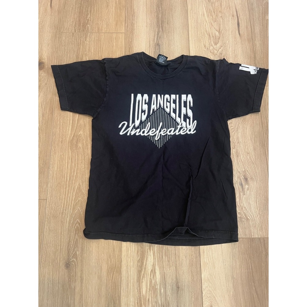Los Angeles Medium T Shirt Mens Black Undefeated Graphic Tee